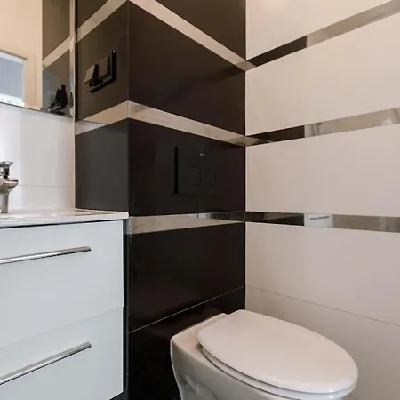 아파트 Close-urban Chic - Rynek Squre - Great Location & Widok 브로츠와프